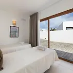 Altos Famara 11a By Escape *